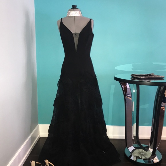 BCBG MaxAzria Aveline pleated gown - Picture 2 of 6